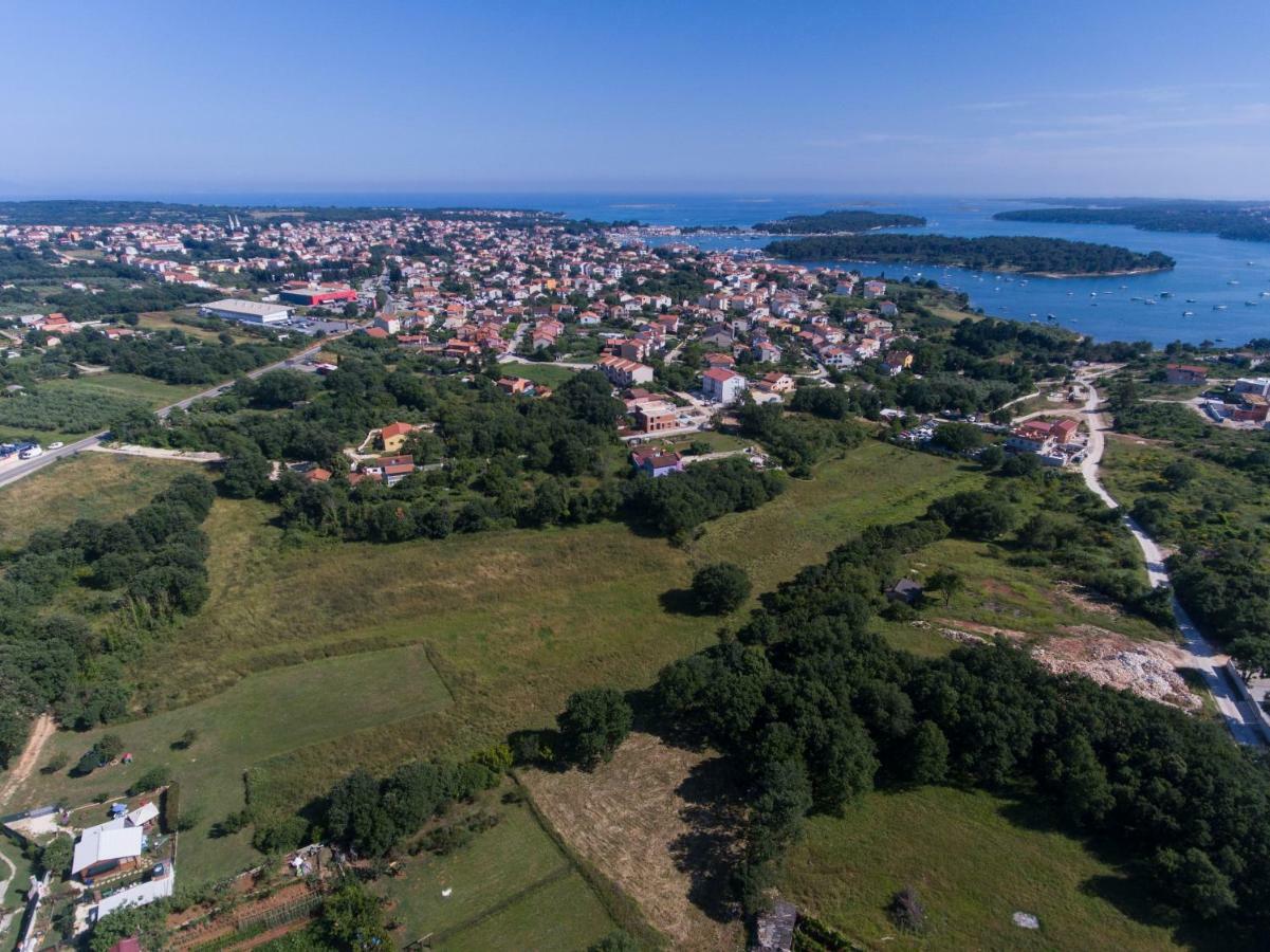 Holiday Home Kipo I Lunja Медулин Экстерьер фото